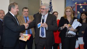 Kotios Fillipas analfabitismos